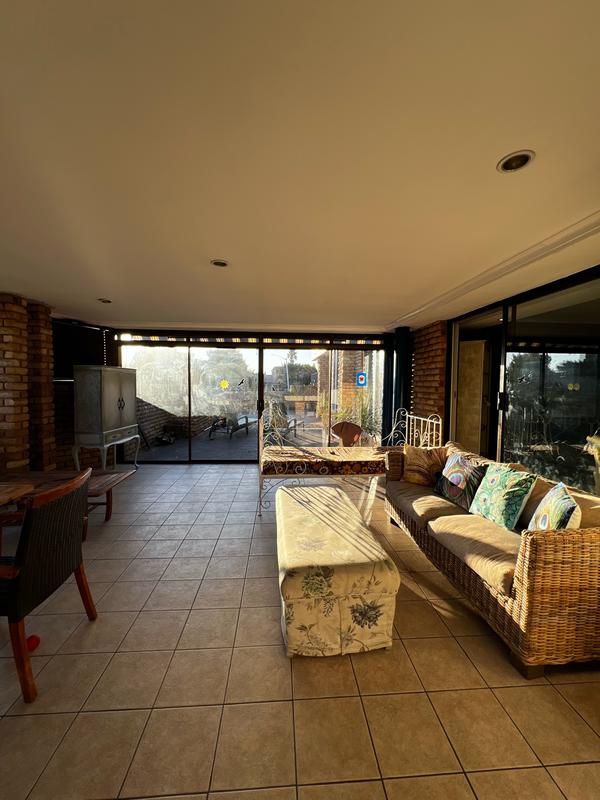 3 Bedroom Property for Sale in Plattekloof Western Cape